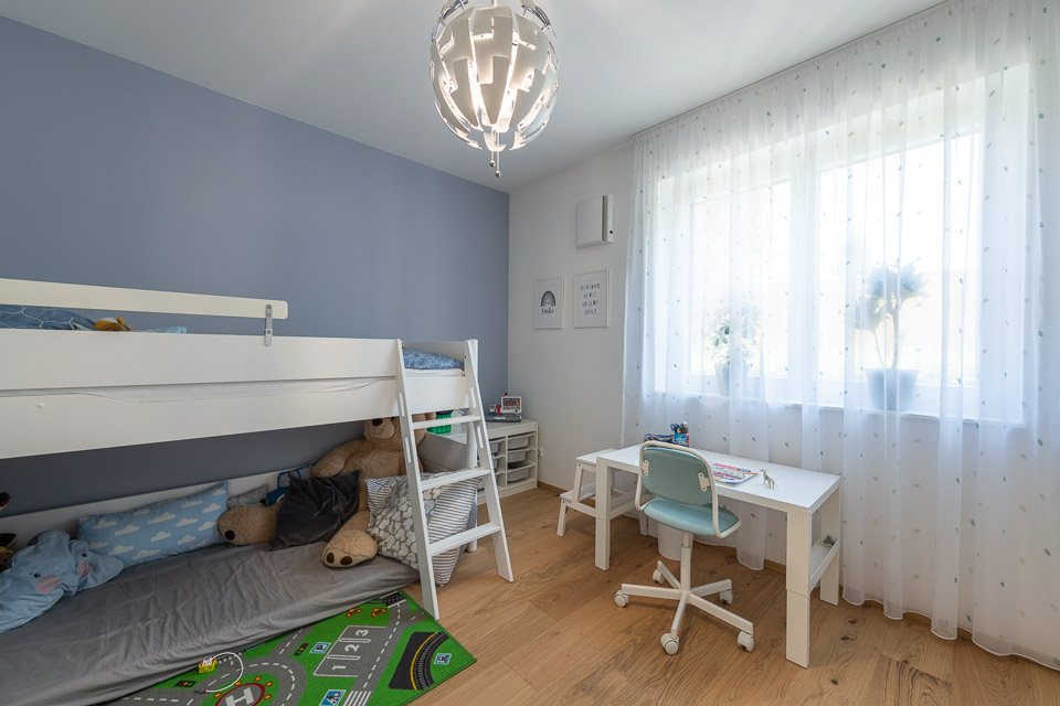 Kinderzimmer mit Hochbett